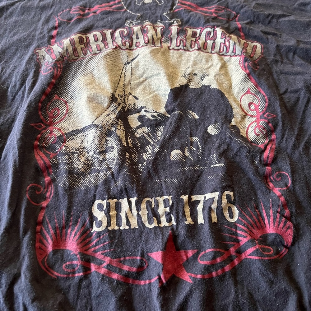 Teeshirt - Picture 3 of 4